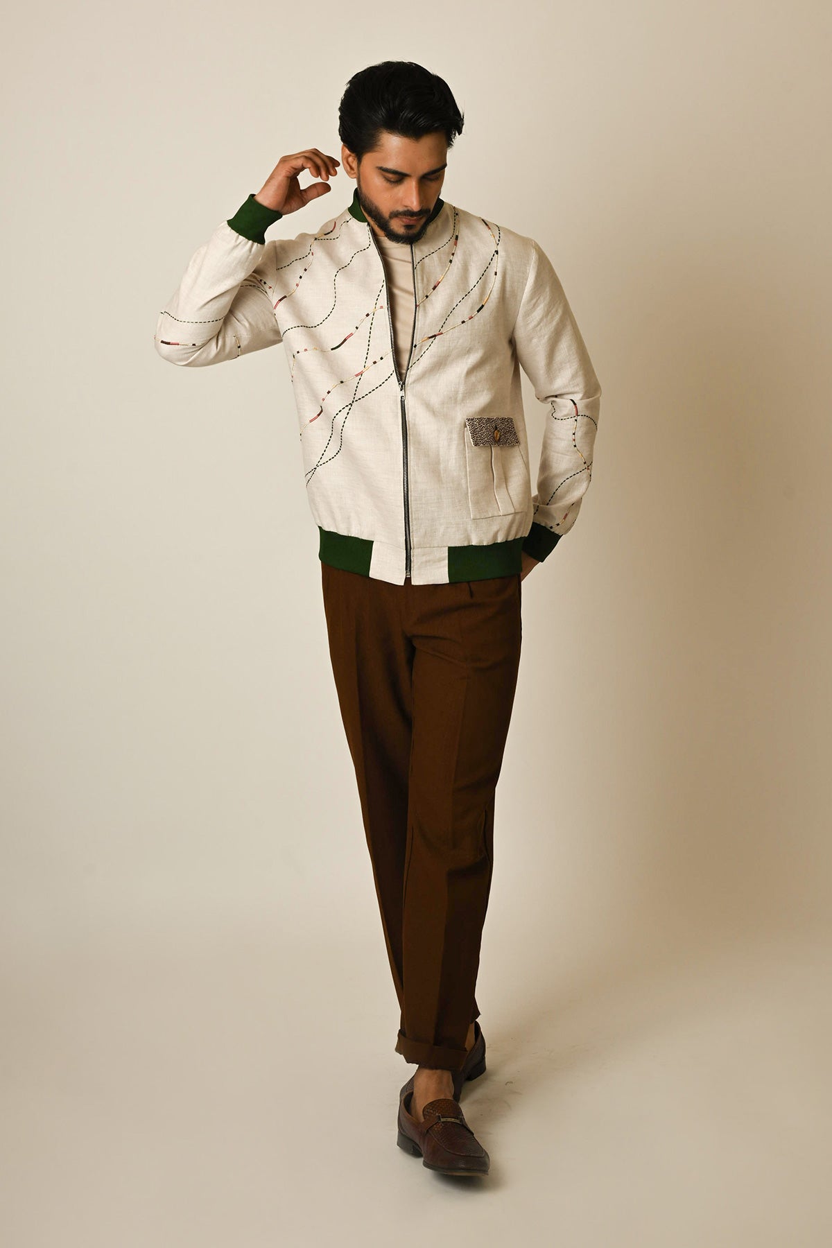 Linear Linen
