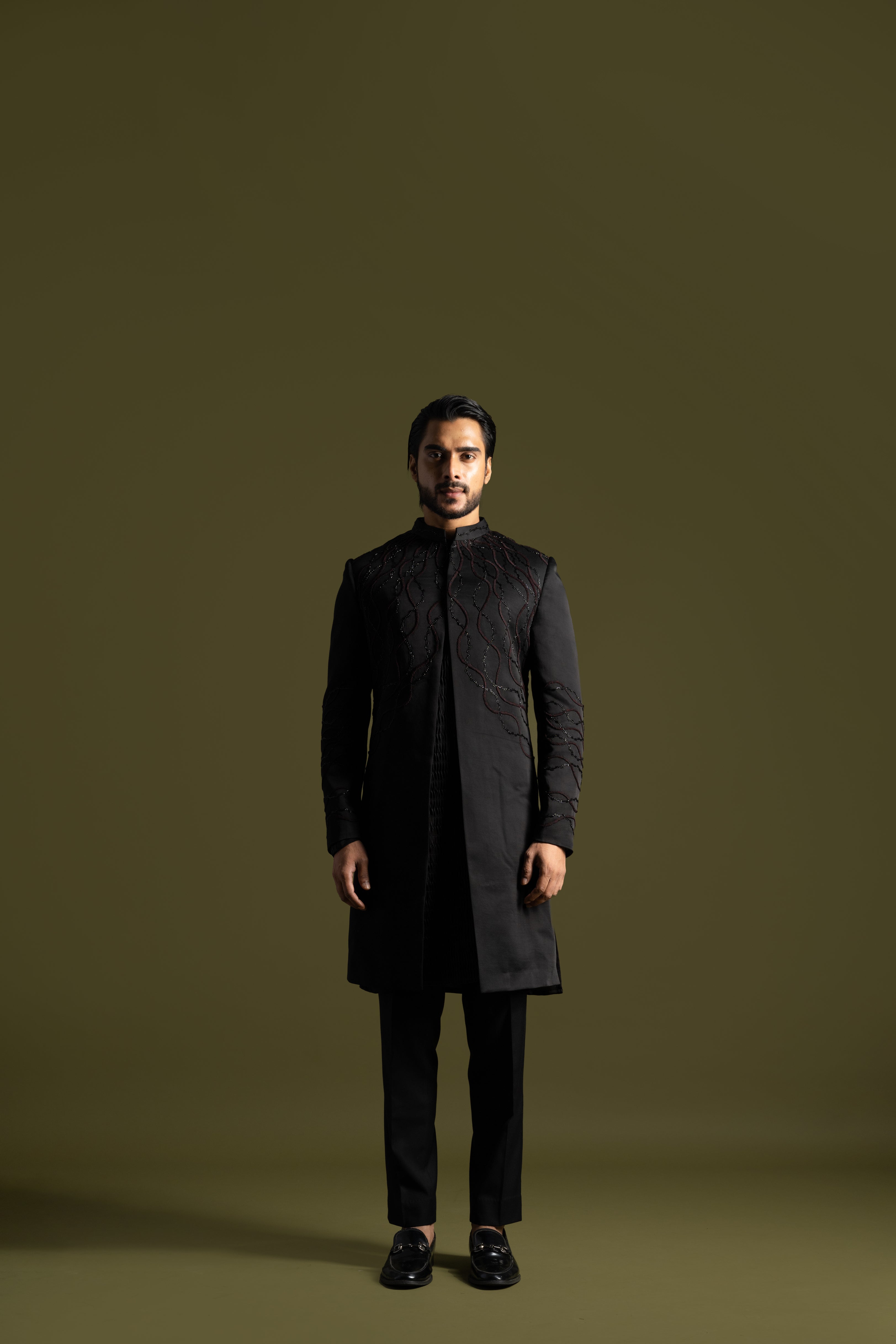 BLACK LINEAR SHADED ACHKAN SET