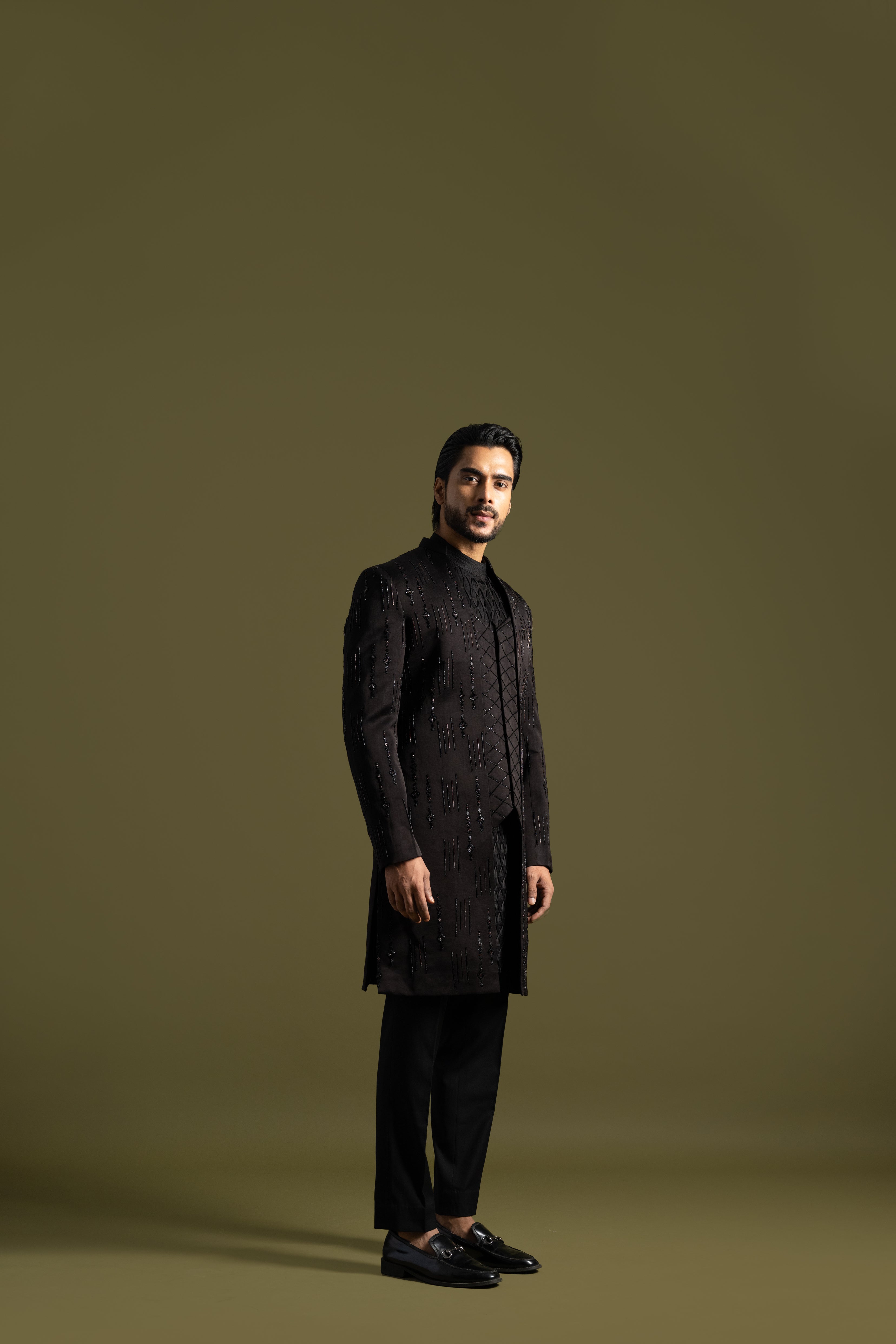 BLACK DOUBLE-PANELLED ACHKAN SET