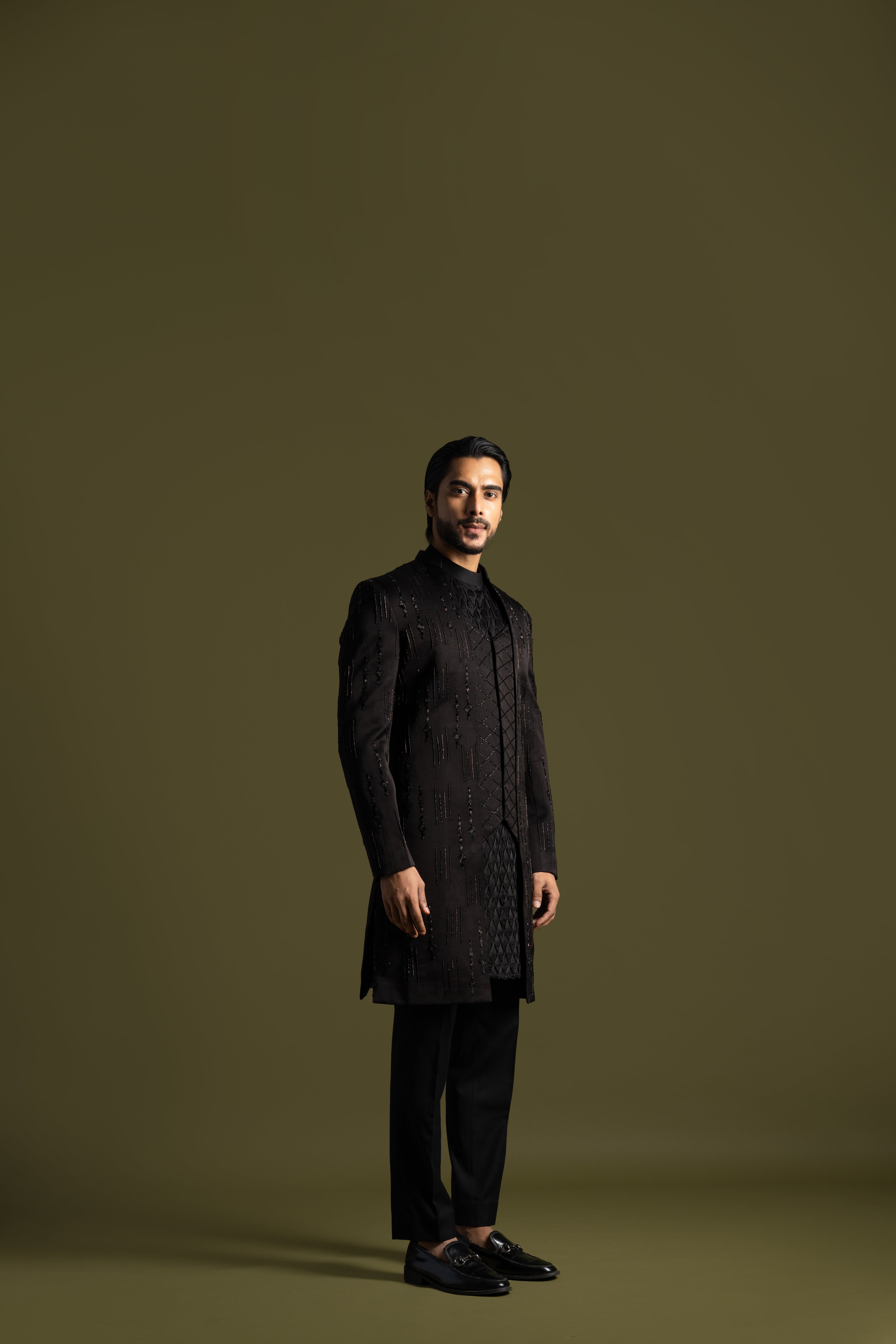BLACK DOUBLE-PANELLED ACHKAN SET