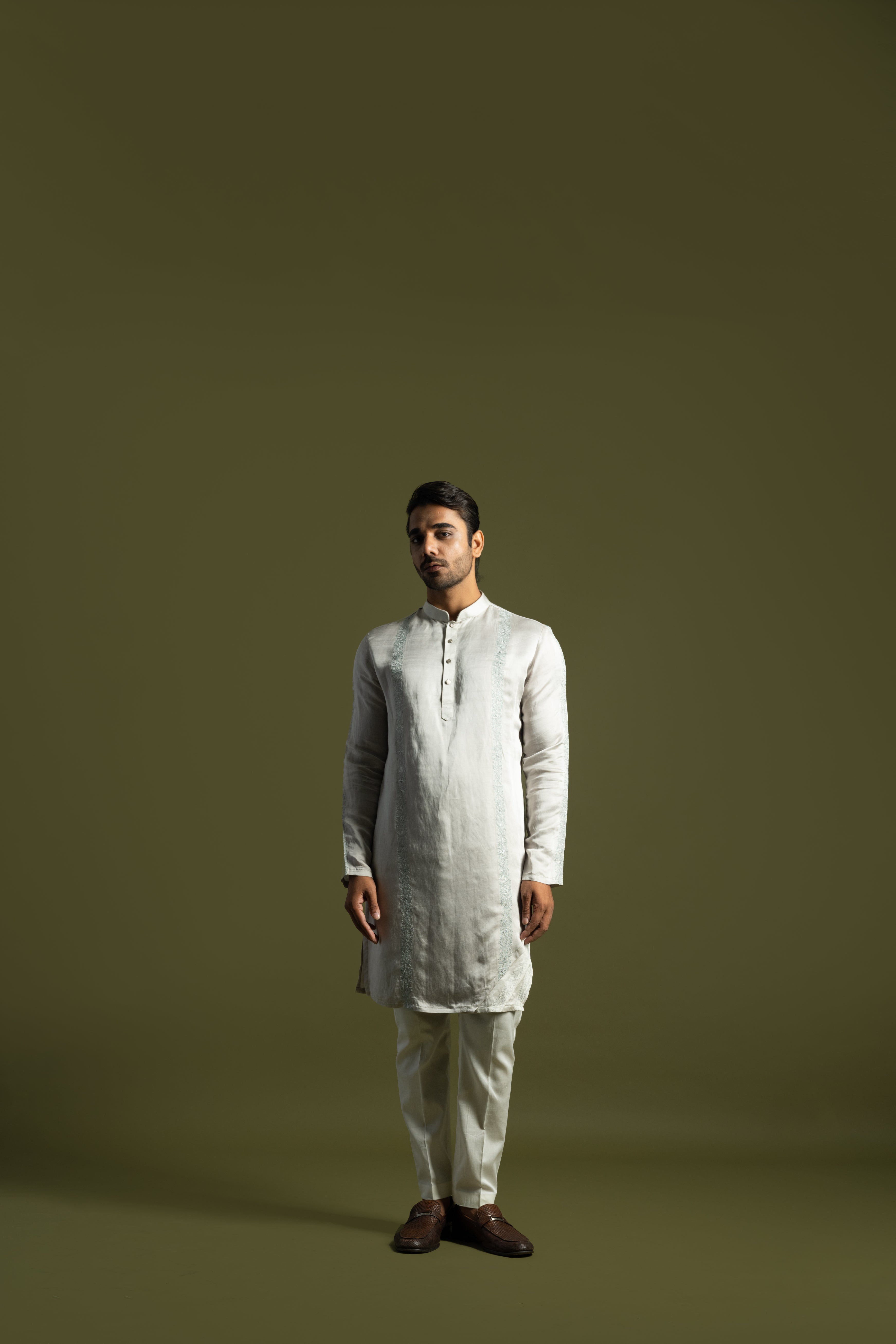 TRIPLE LAYERED OYESTER GREY KURTA SET