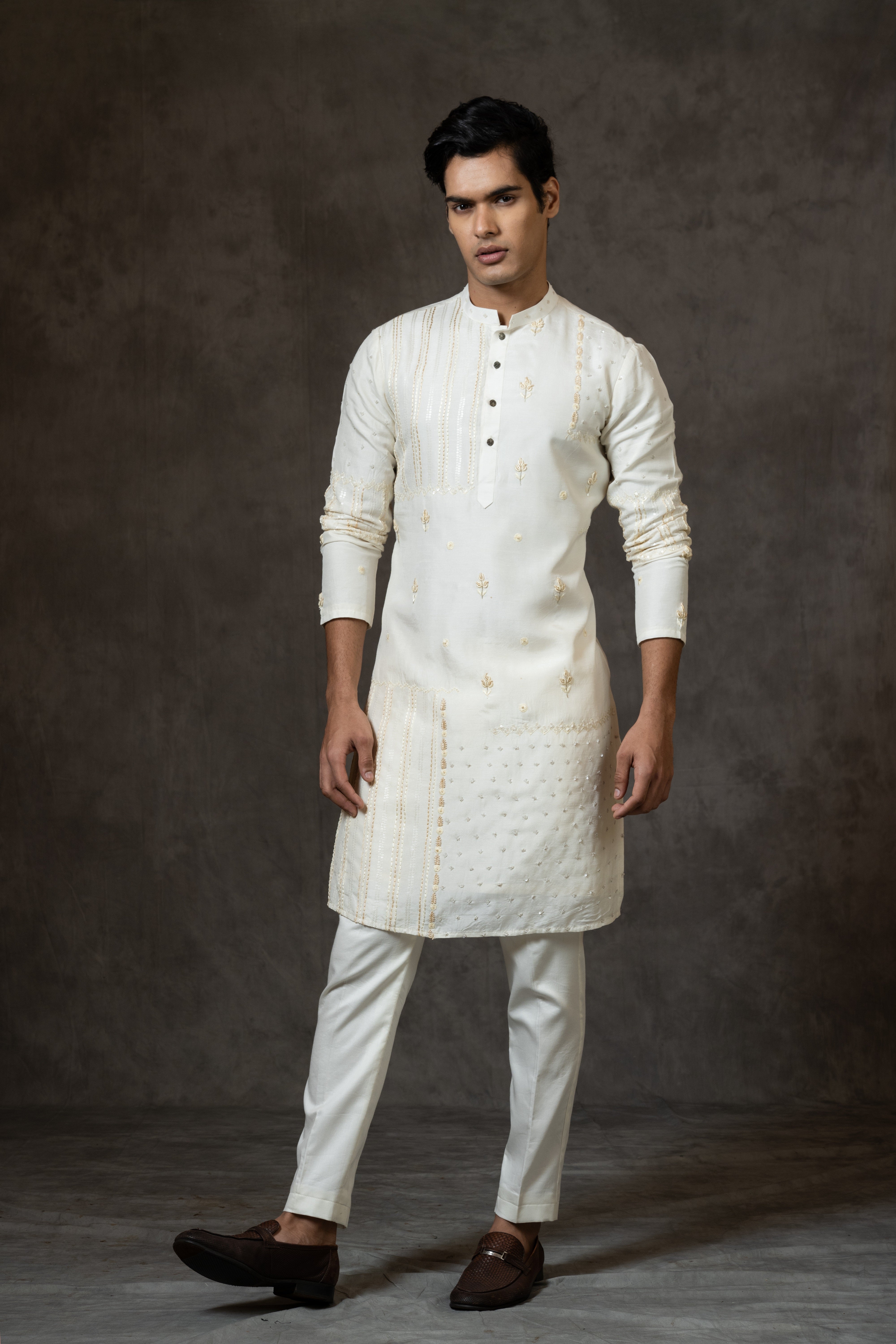 IVORY EMB KURTA