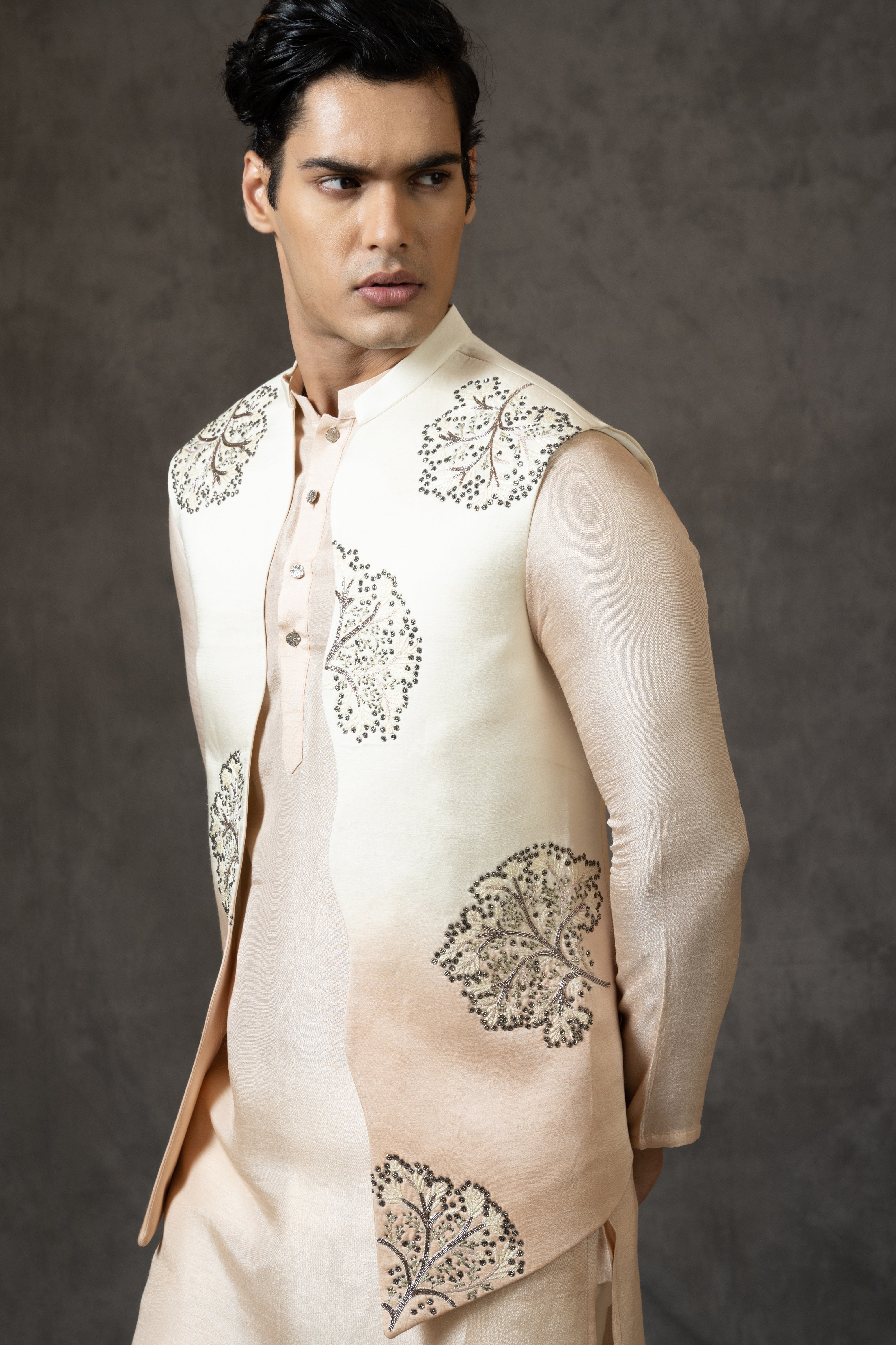 OMBRE FLORAL BUTTI NEHRU KURTA SET
