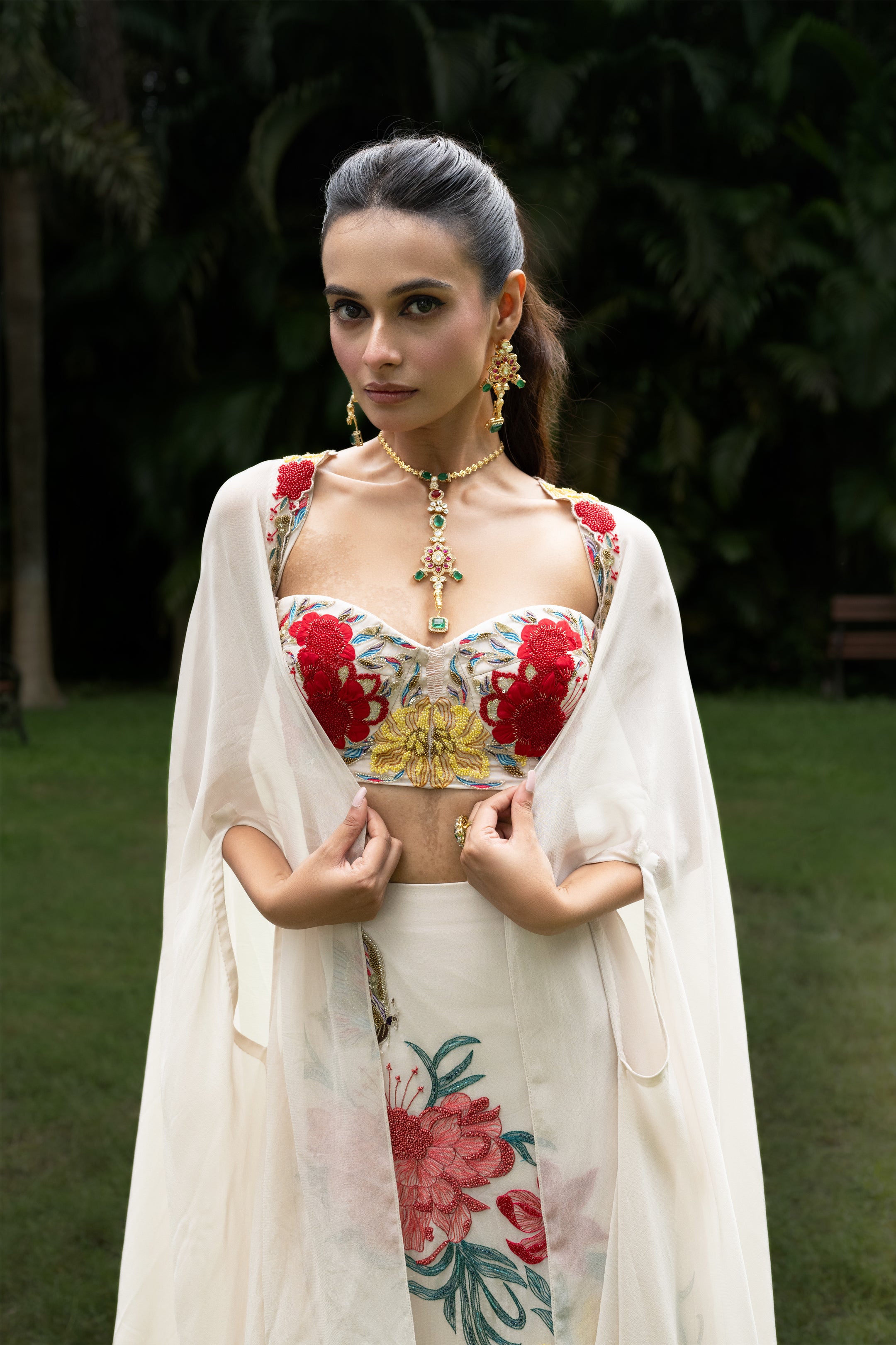 BUTTERFLY SKIRT CAPE SET