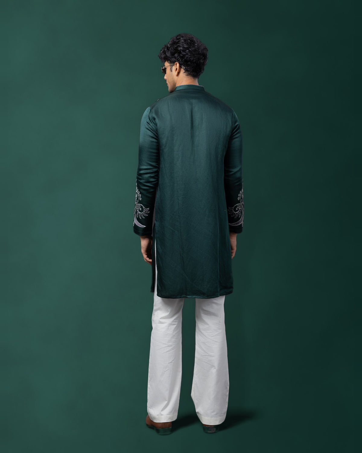Emerald Plumage kurta set by Paarsh Atelier, Aarohan collection - view 4