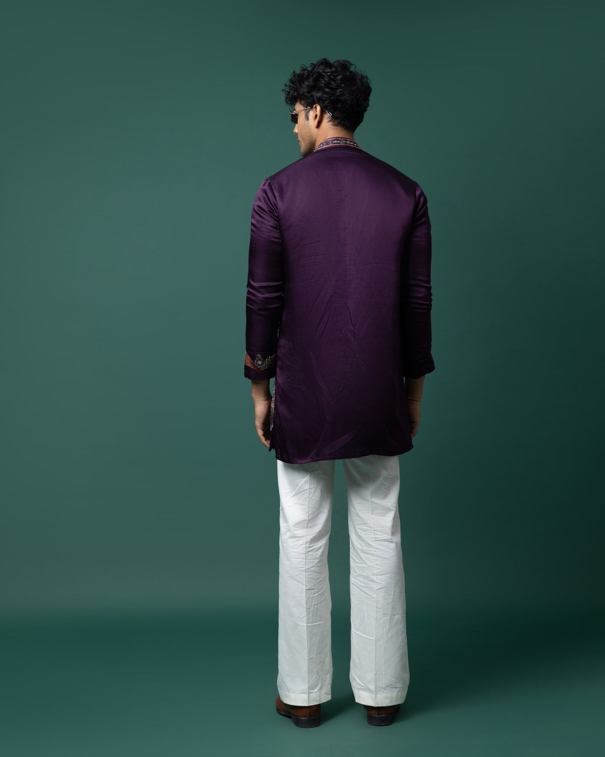 Geometric Plum kurta set by Paarsh Atelier, Aarohan collection - view 2