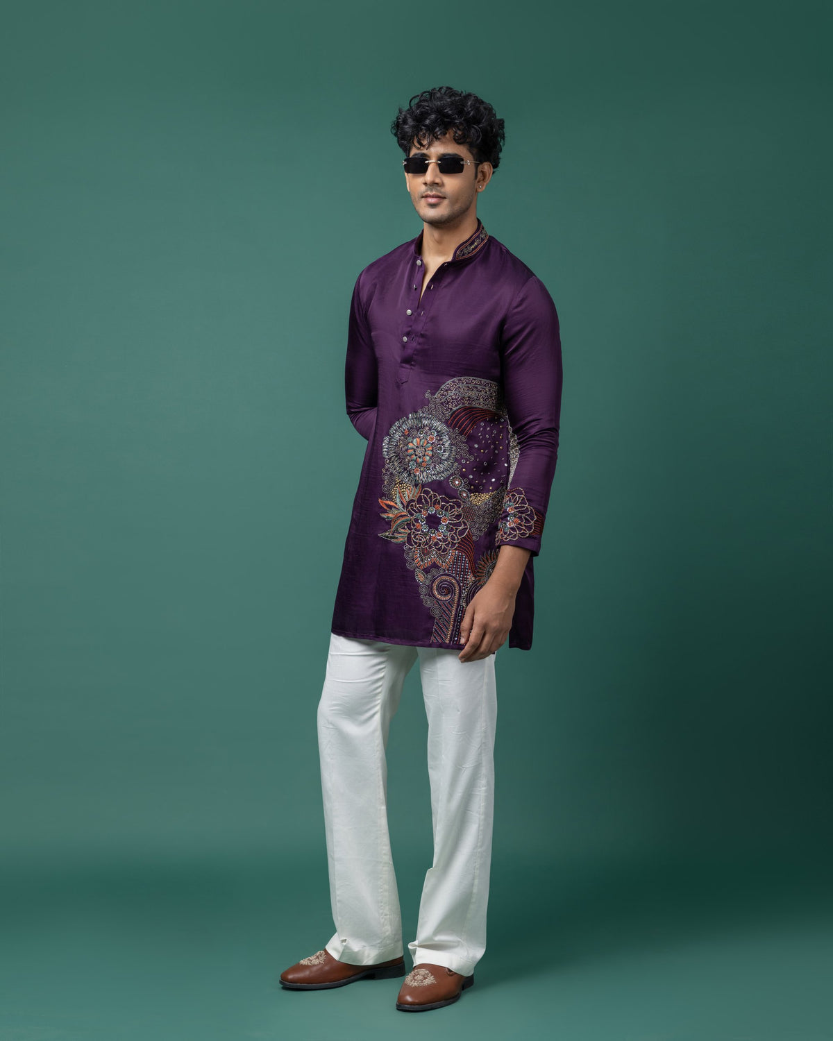 Geometric Plum kurta set by Paarsh Atelier, Aarohan collection - view 4