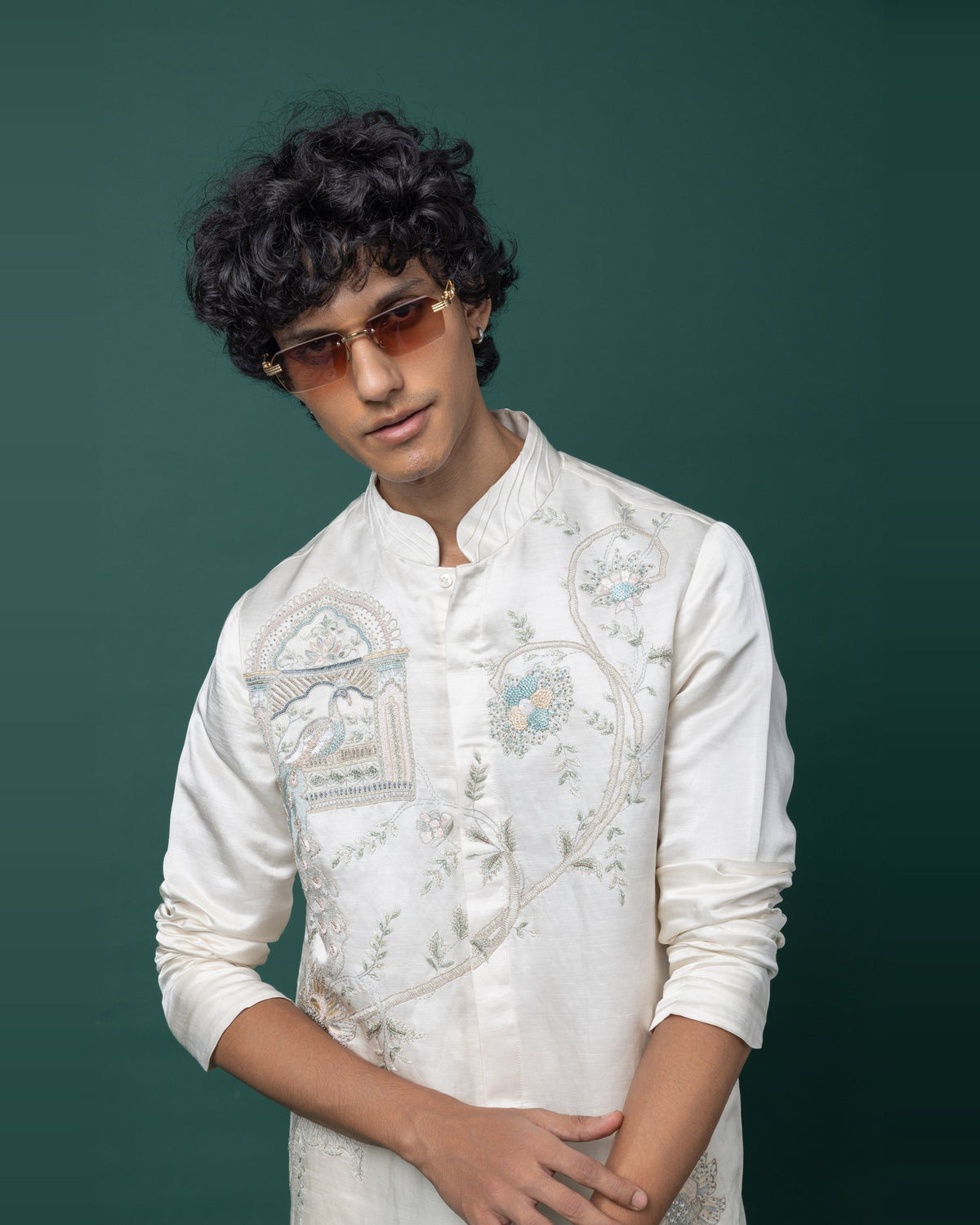 Mehfil-e-Mor kurta set by Paarsh Atelier, Aarohan collection - view 6
