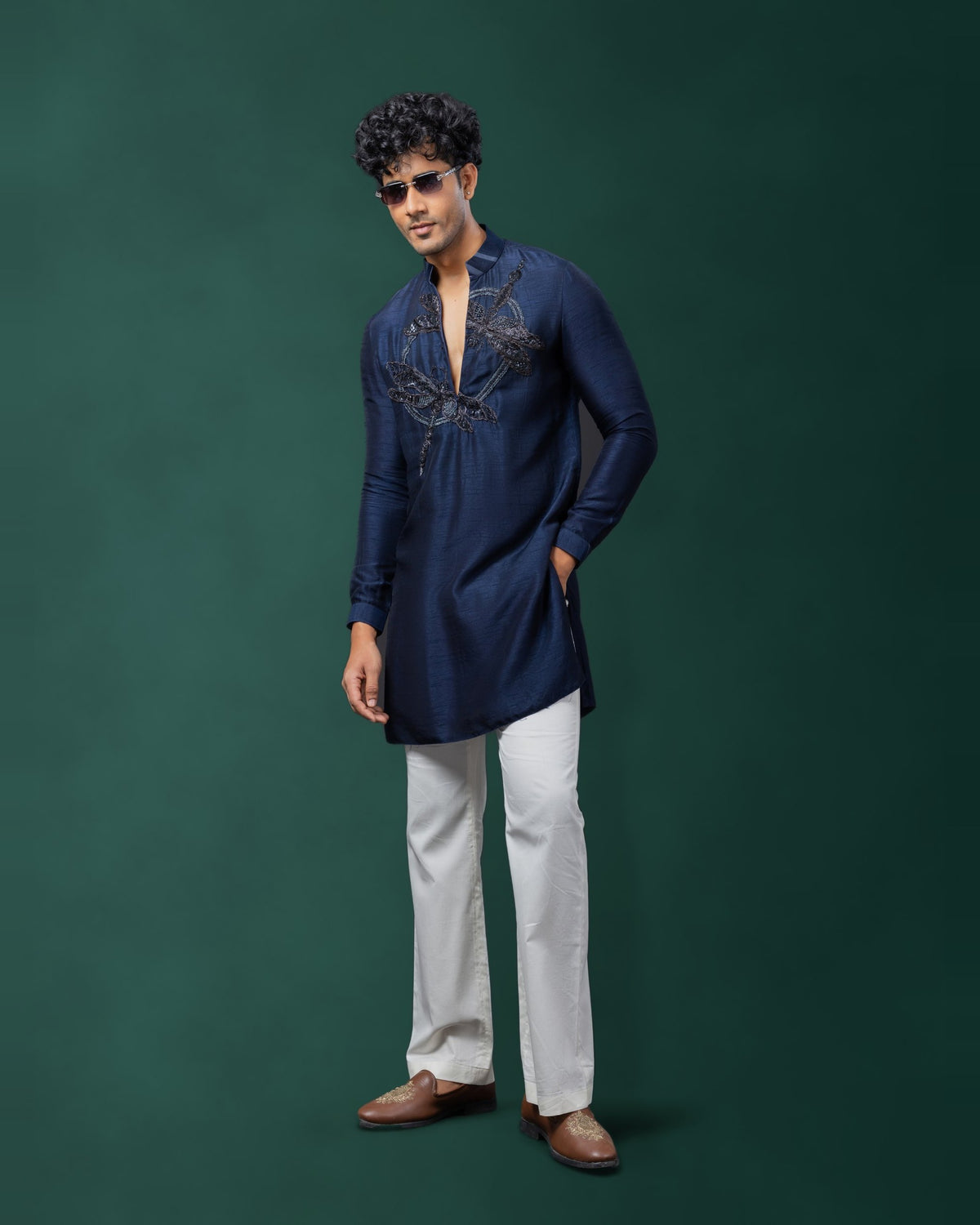 Obsidian Wings kurta set by Paarsh Atelier, Aarohan collection - view 3