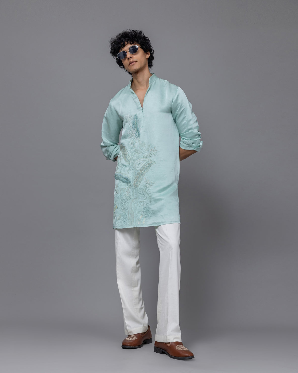 Turquoise Vertigo kurta set by Paarsh Atelier, Aarohan collection - view 6