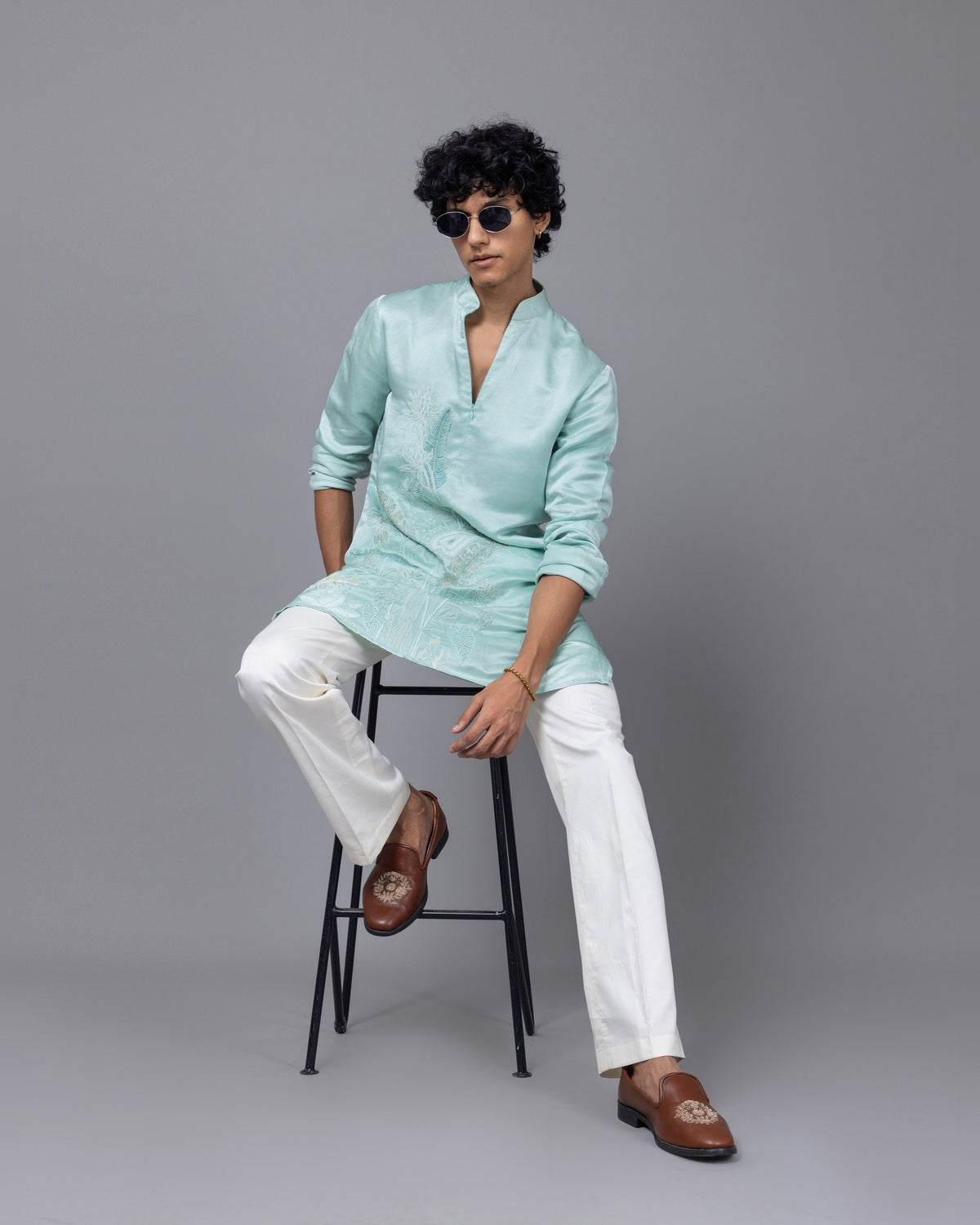 Turquoise Vertigo kurta set by Paarsh Atelier, Aarohan collection - view 14