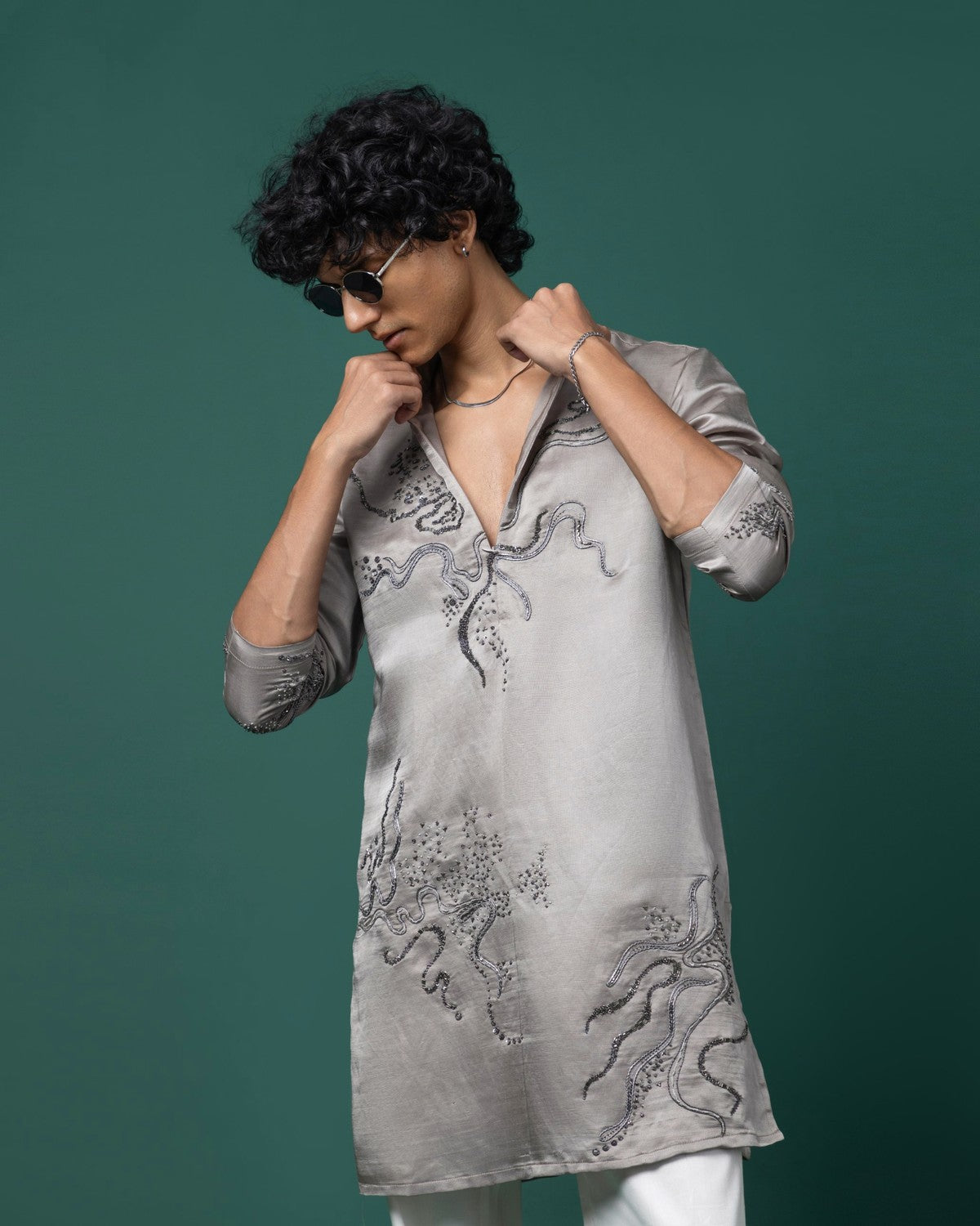 Grey hand-embroidered festive kurta by Paarsh Atelier