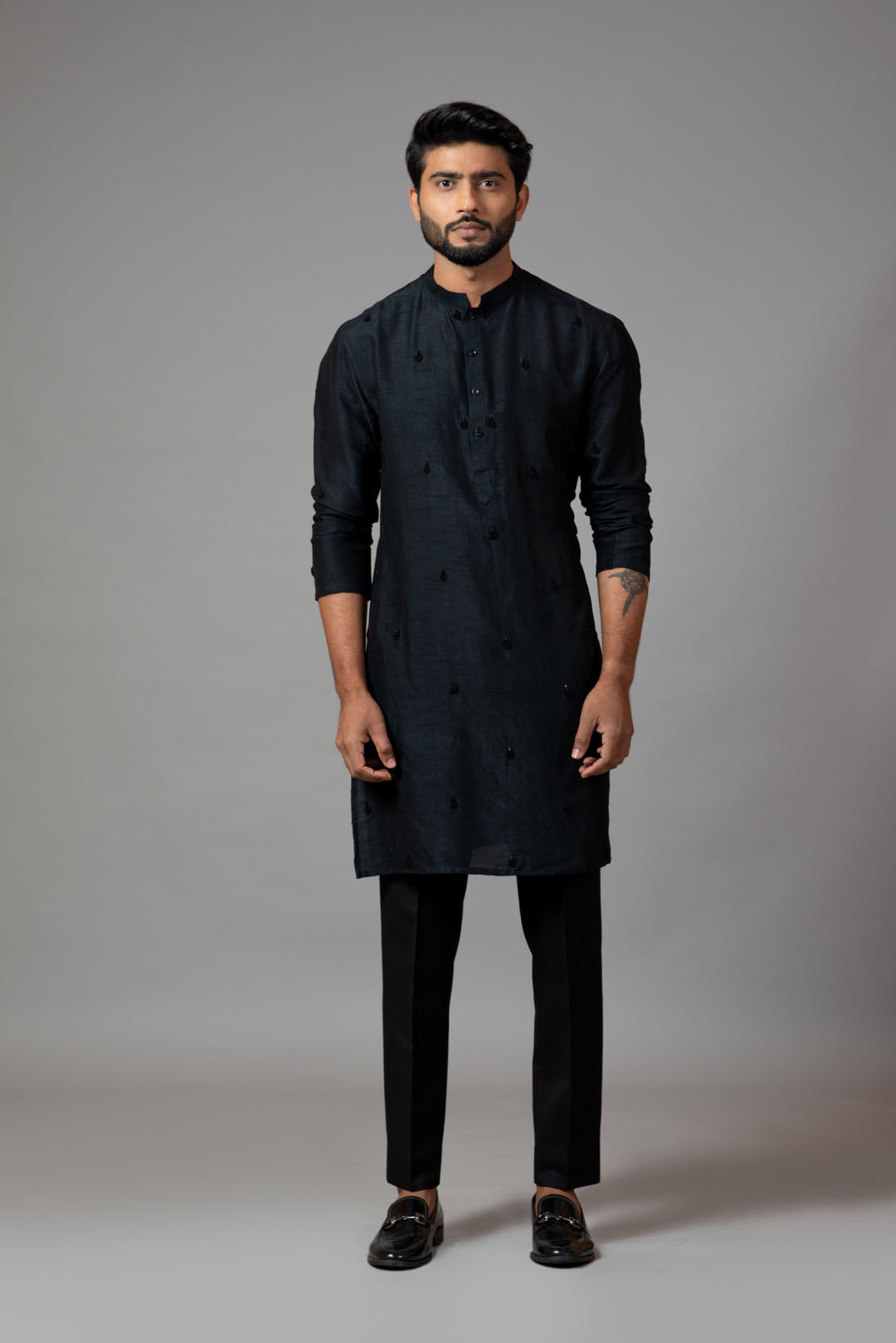 Kurta with bullion leaf embroidery