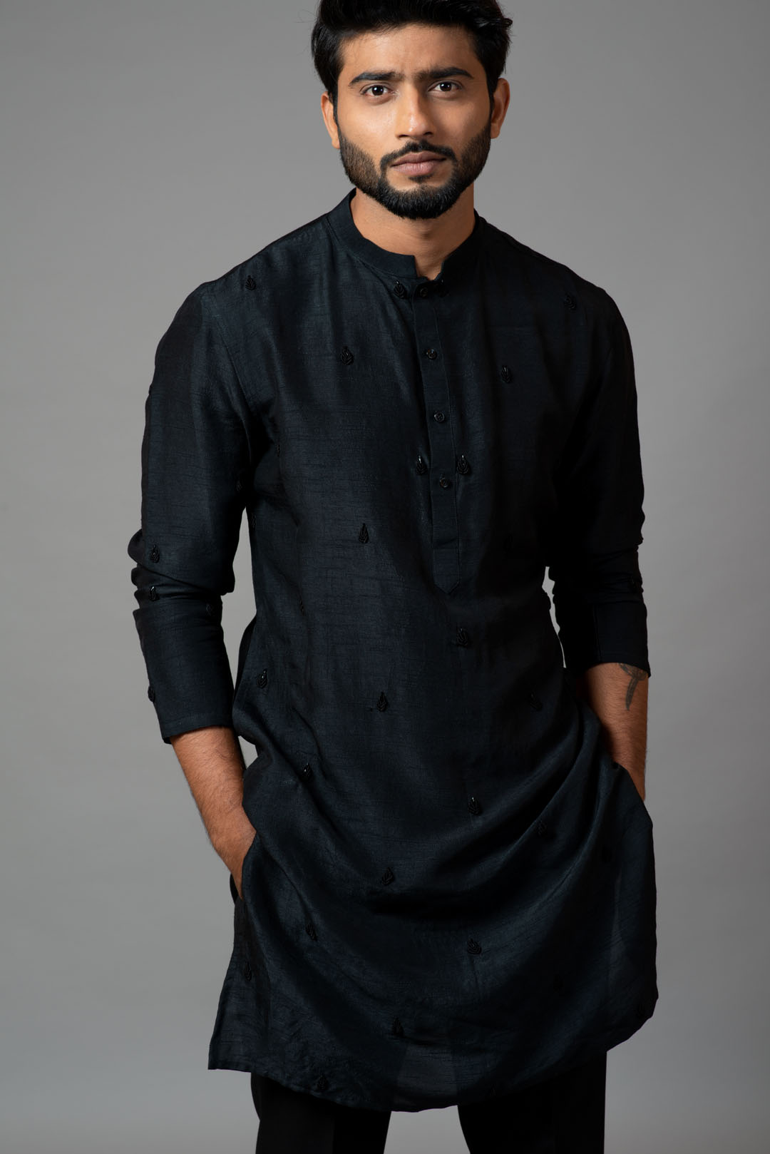 Kurta with bullion leaf embroidery