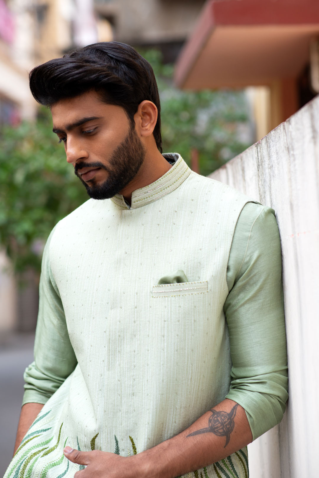 Olive green chanderi kurta with stitchlines nehru and resham embroidery