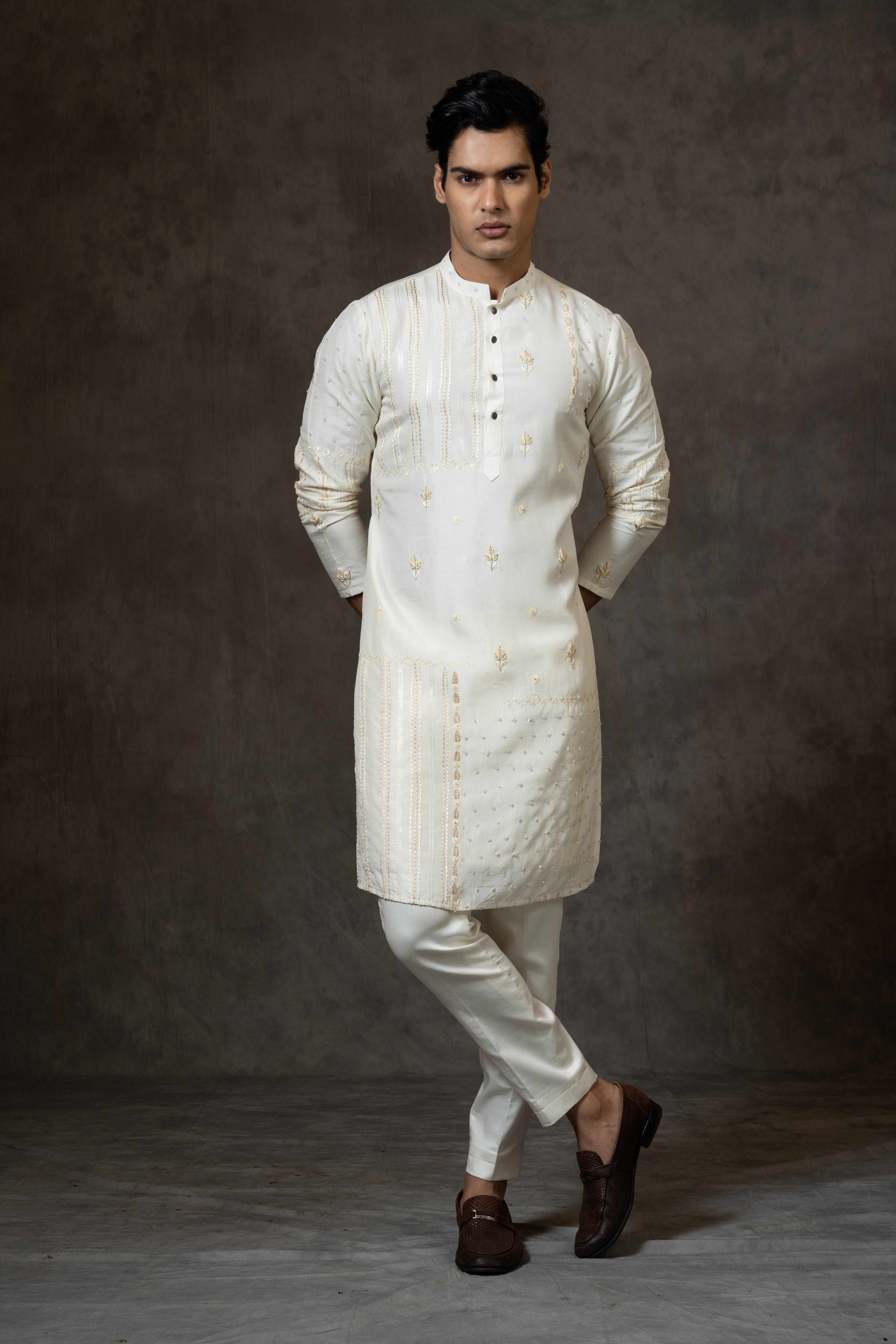 IVORY EMB KURTA