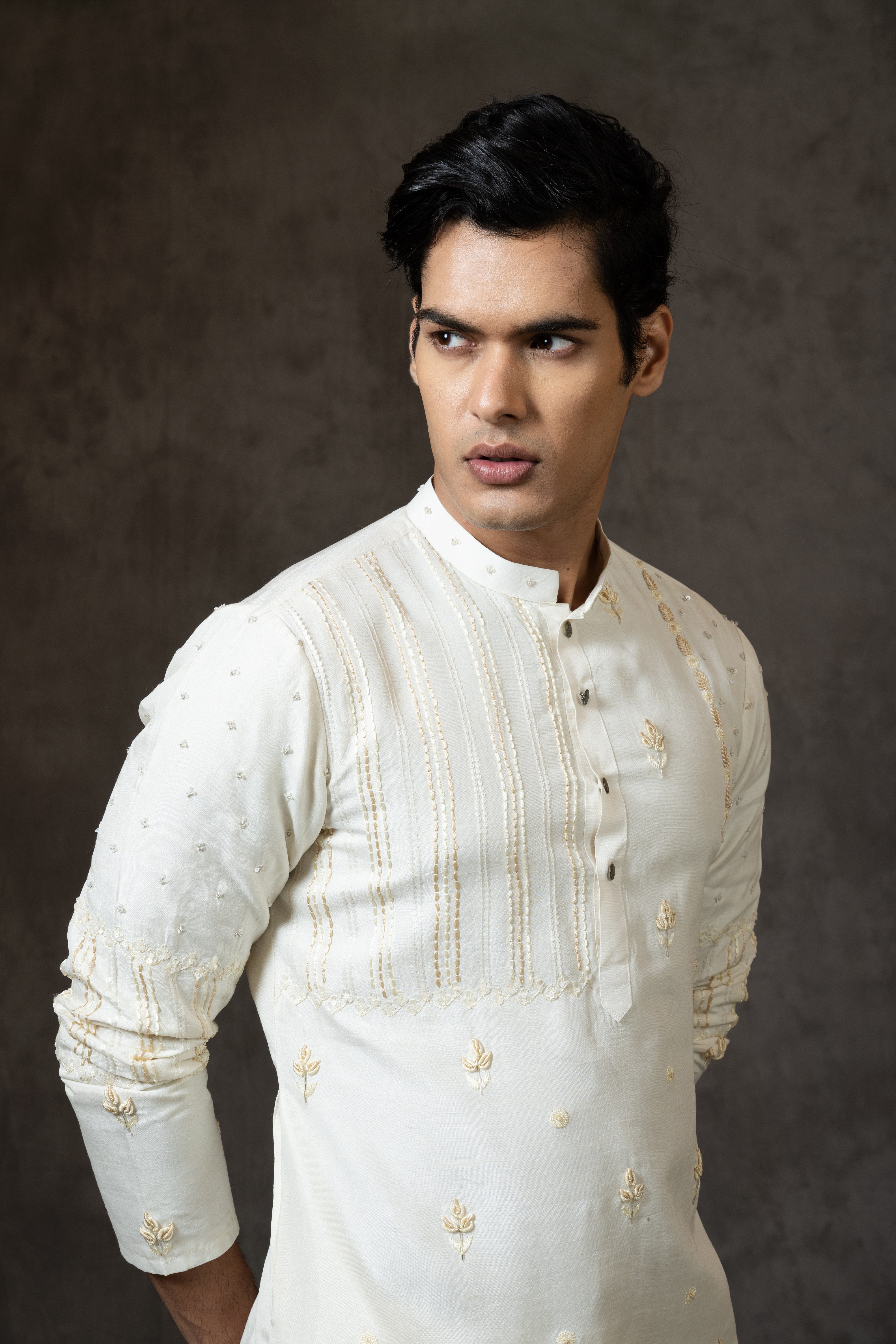 IVORY EMB KURTA