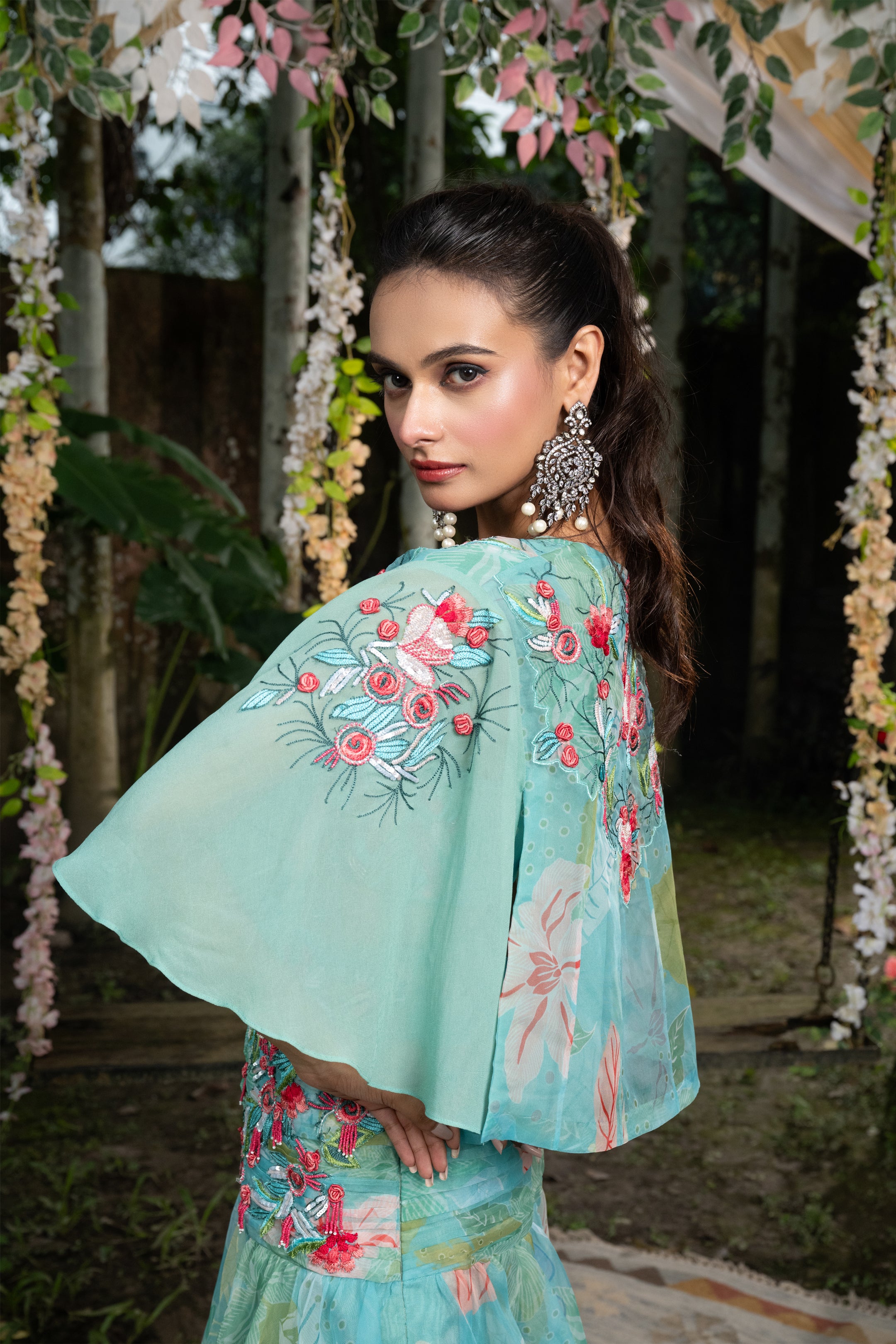 TROPICAL TAANA SKIRT AND CAPE SET