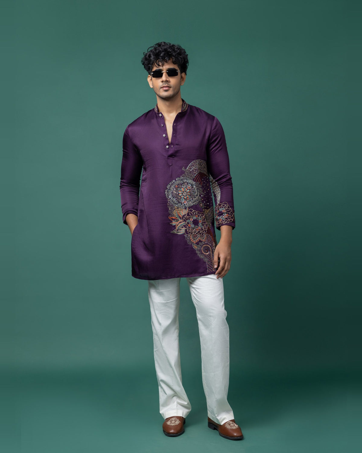 Geometric Plum kurta set by Paarsh Atelier, Aarohan collection - view 3