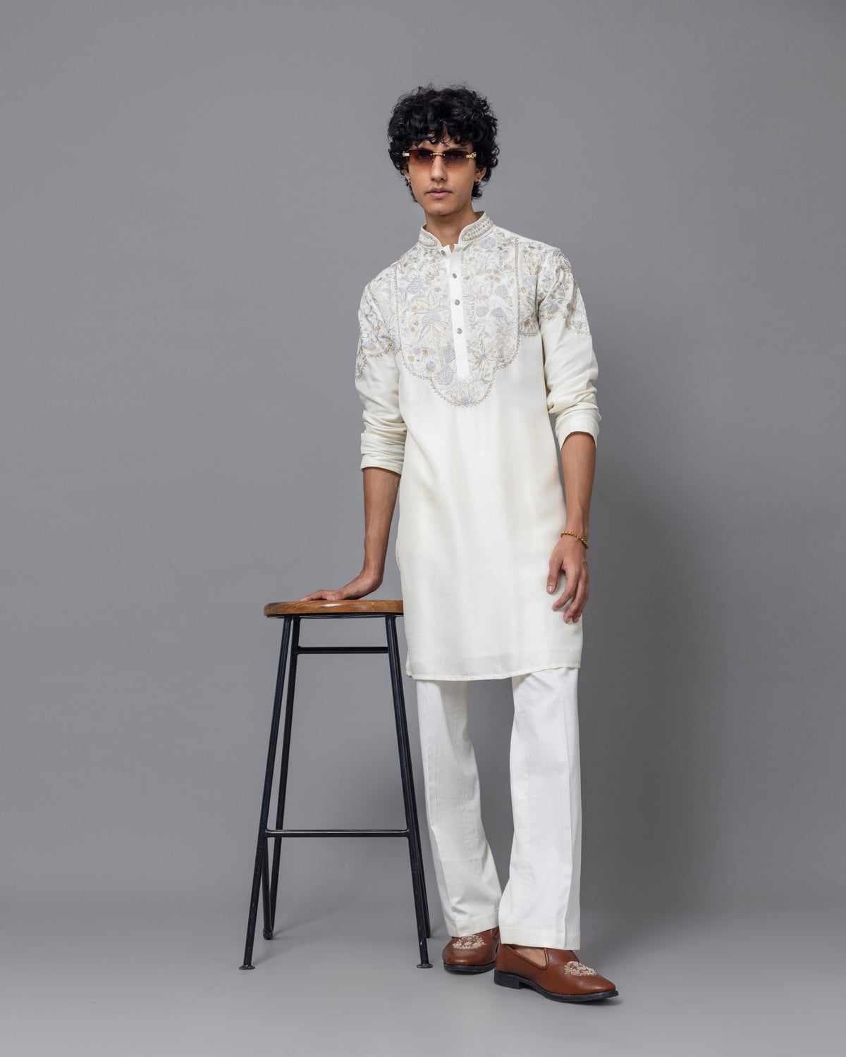 Ivory Arc kurta set by Paarsh Atelier, Aarohan collection - view 3