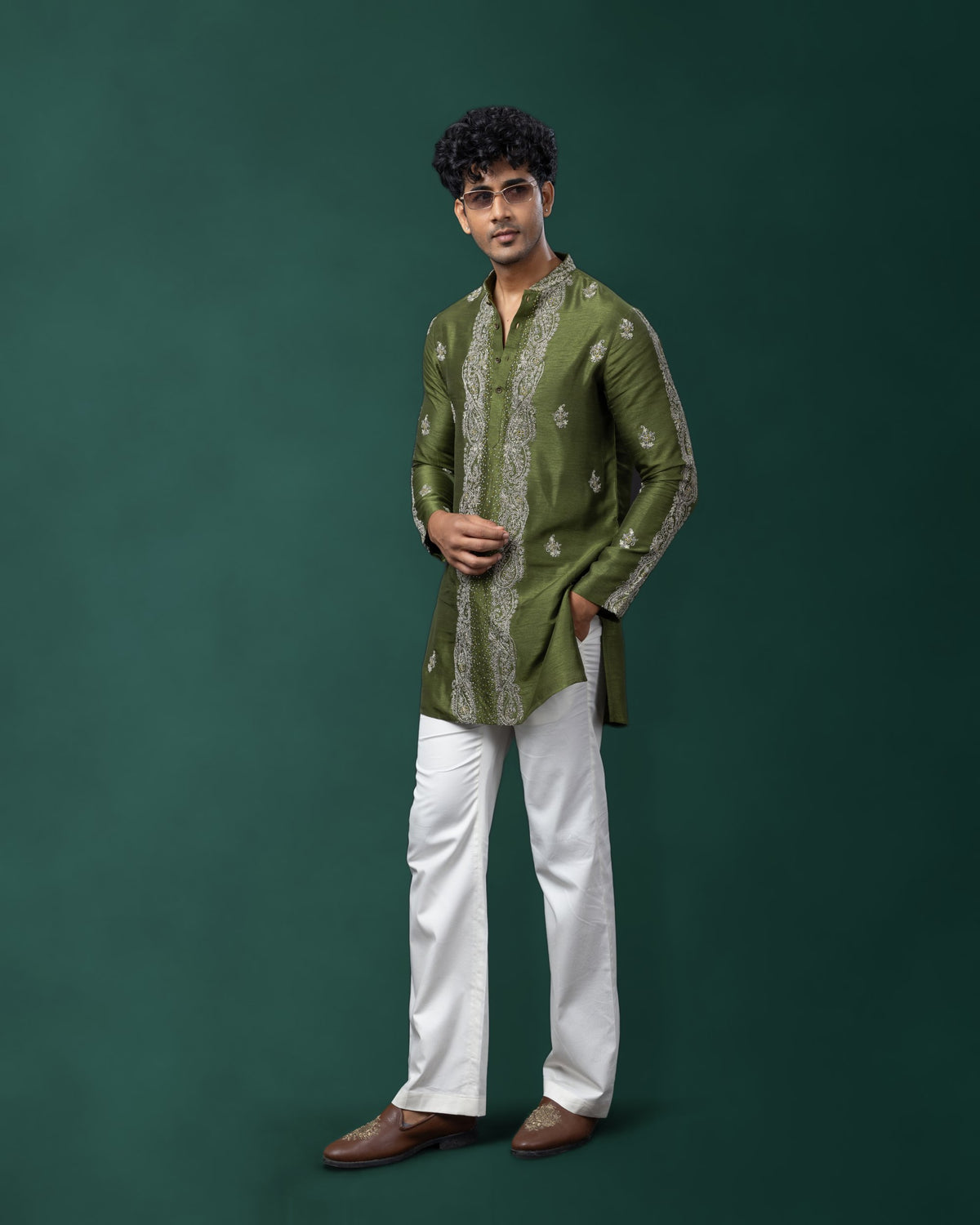 Moss Rhythm kurta set by Paarsh Atelier, Aarohan collection - view 3