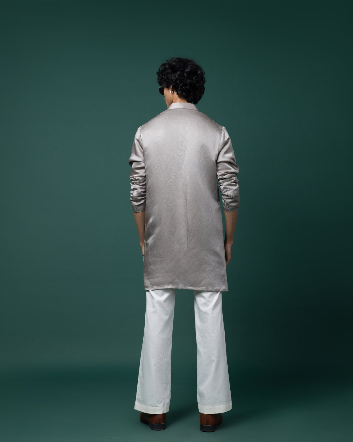 Silver Kinetic kurta set by Paarsh Atelier, Aarohan collection - view 4