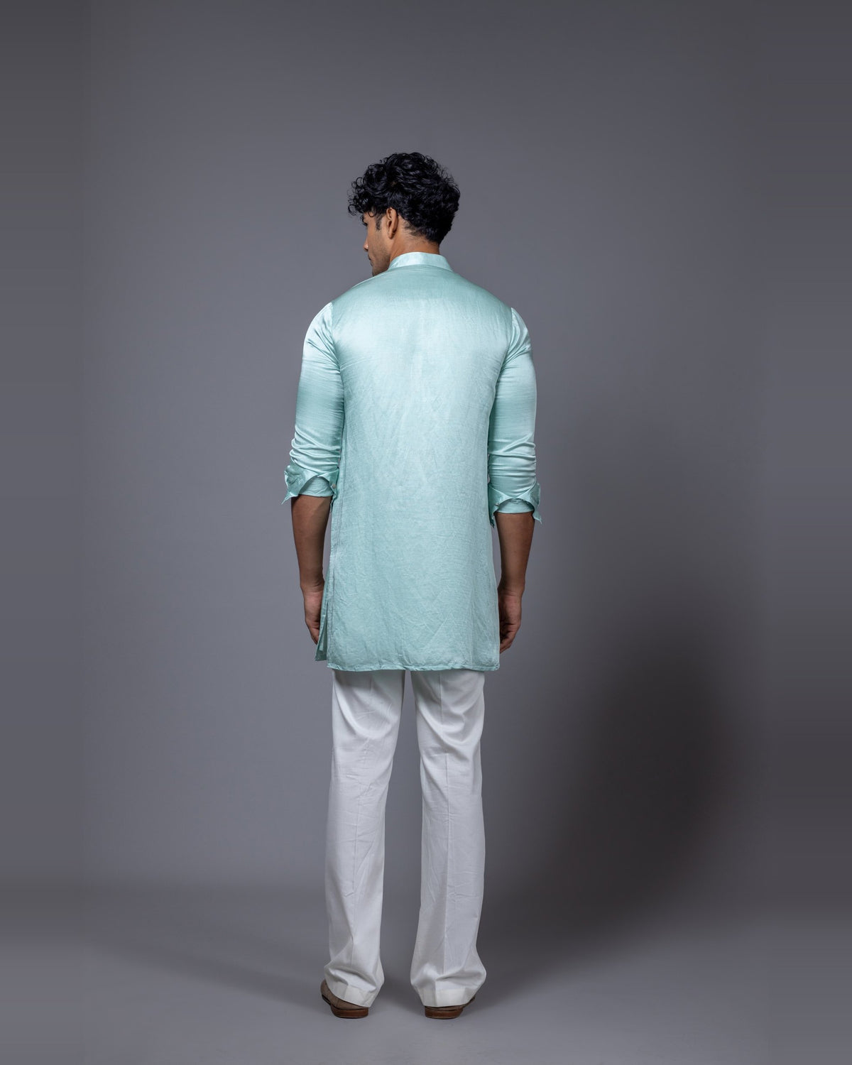 Turquoise Vertigo kurta set by Paarsh Atelier, Aarohan collection - view 10