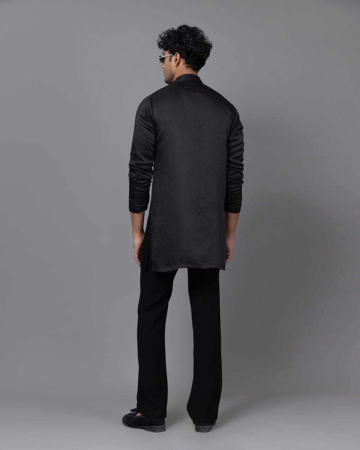 Wildflower kurta set by Paarsh Atelier, Aarohan collection - view 3
