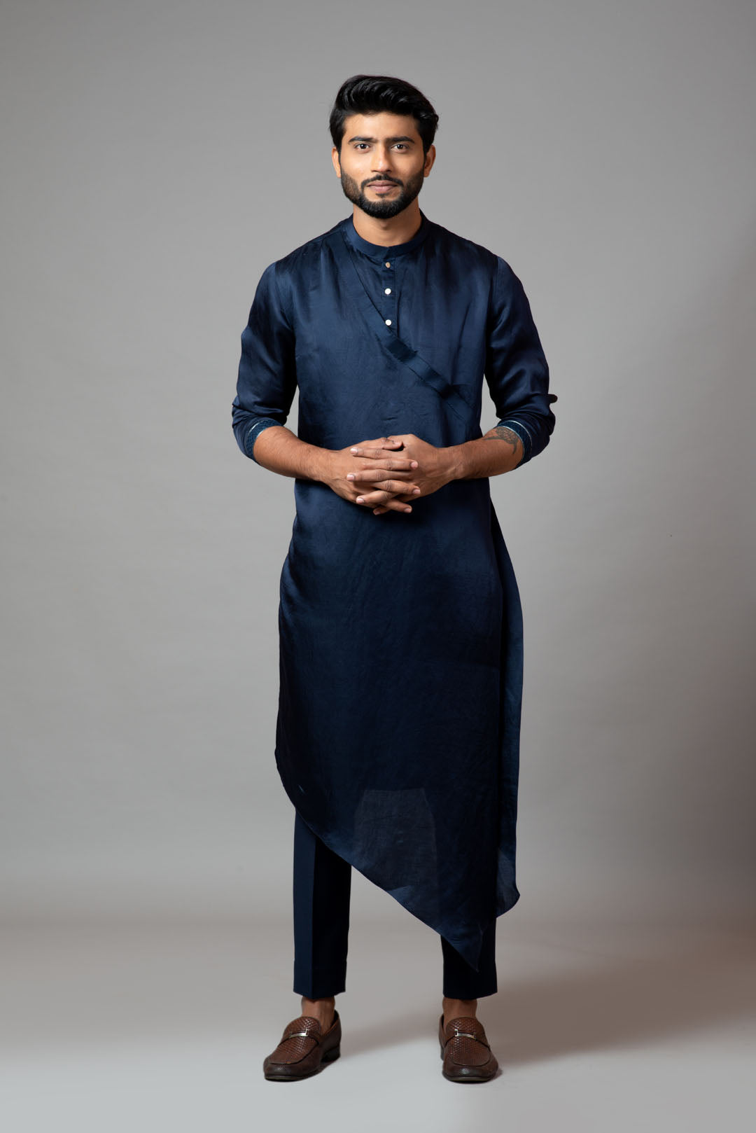 Drape kurta with minimal embroidery on sleeves