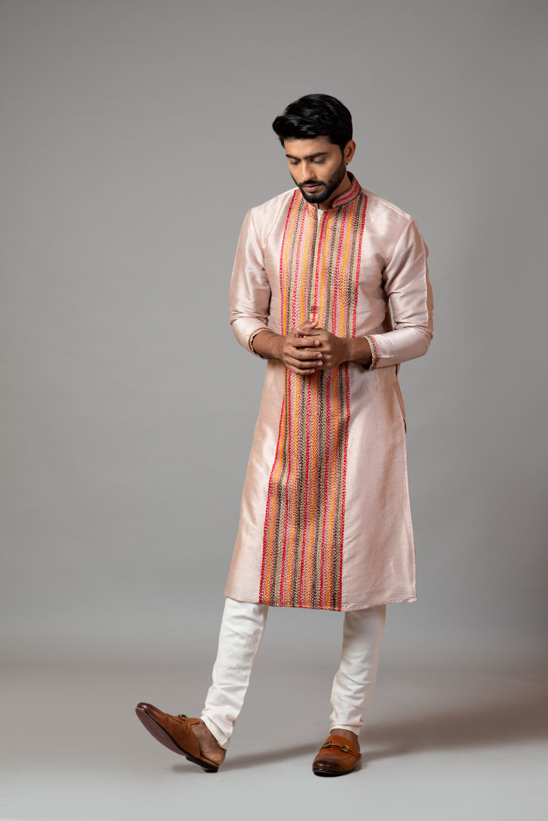 Multicolour thread stitch-lines kurta set