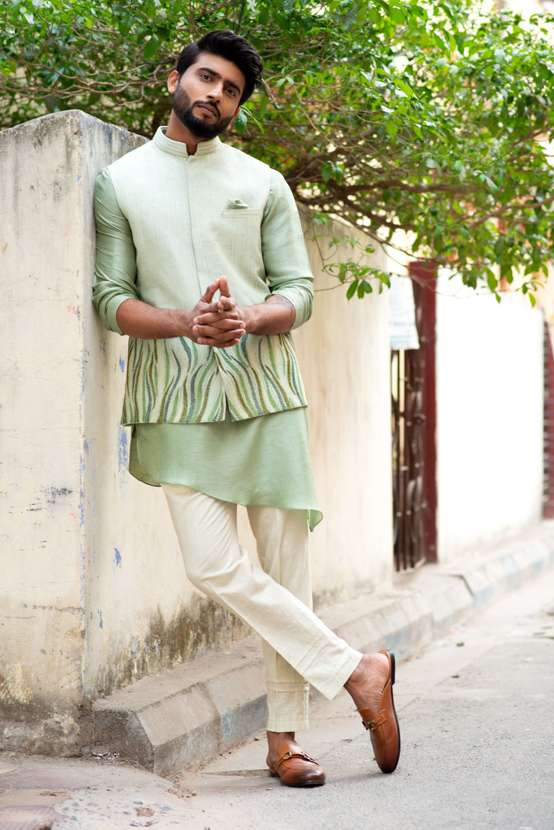 Olive green chanderi kurta with stitchlines nehru and resham embroidery